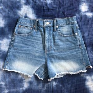 Madewell “Perfect Short”